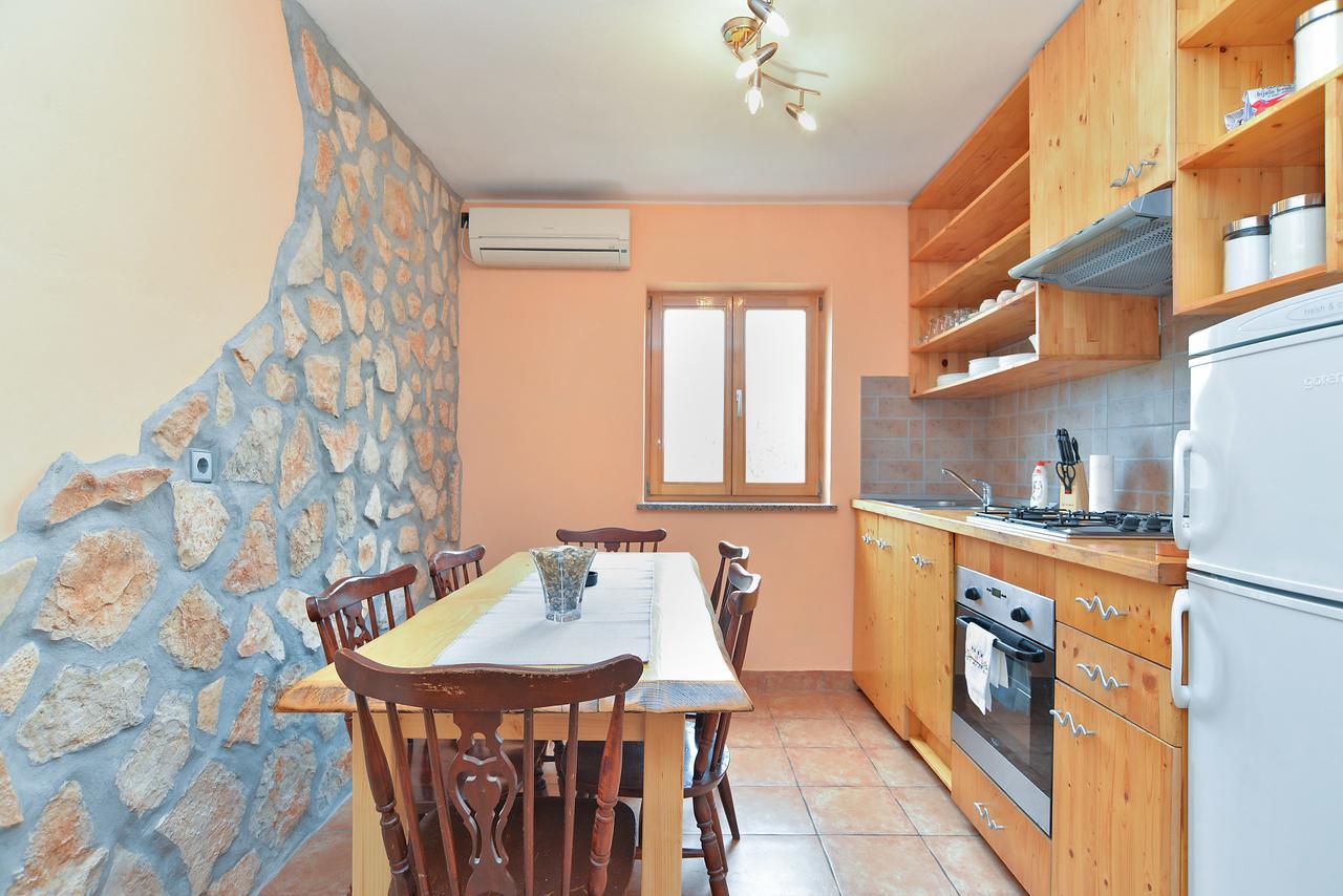 Apartments Dino 1700 Fažana Εξωτερικό φωτογραφία